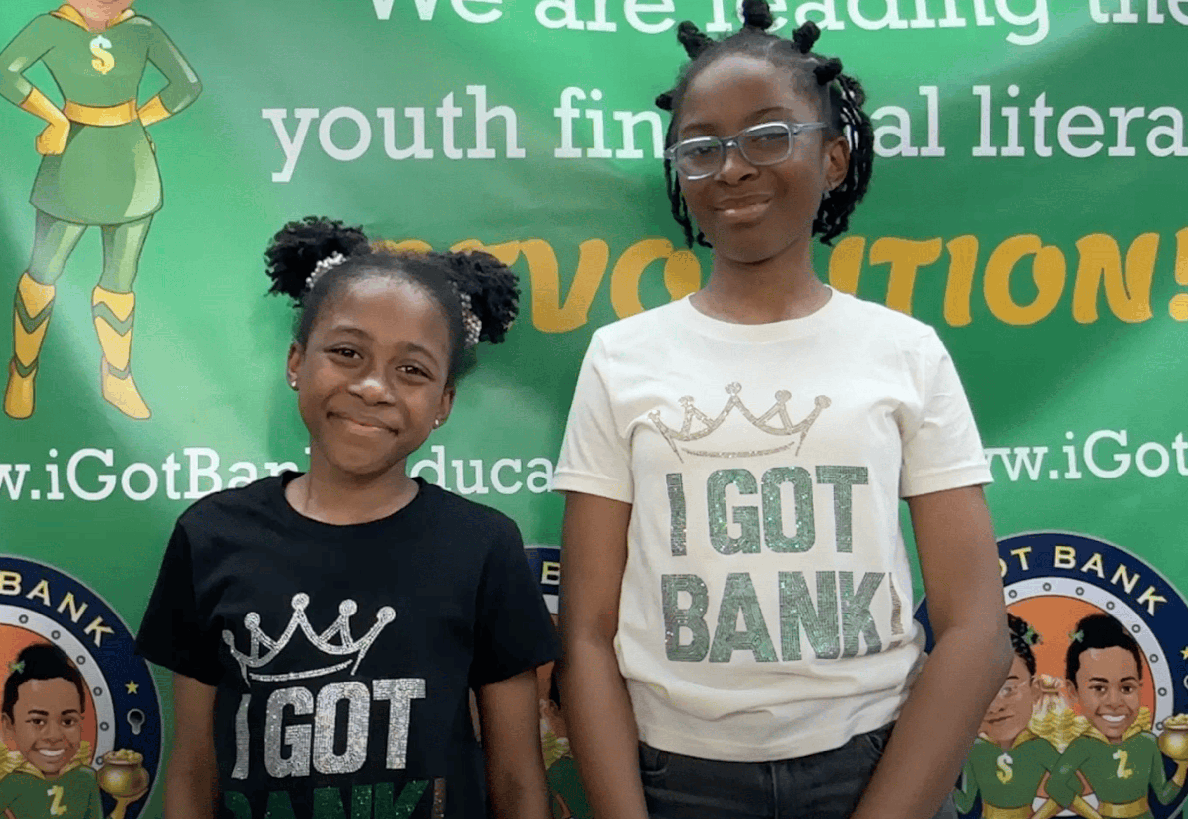 Sister business owners of I Got Bank.